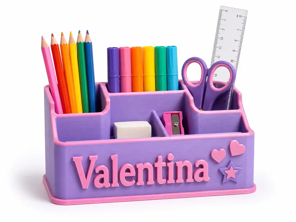 Ejemplo conceptual de organizador 3D personalizado para útiles escolares