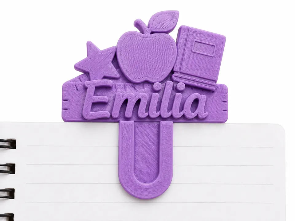 Ejemplo conceptual de separador 3D personalizado para cuaderno escolar